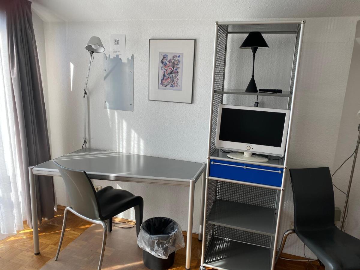 Apartmenthaus Zentrum Komfort Apartments Mit Minikuchen Verschiedener Grossen 卡塞尔 外观 照片