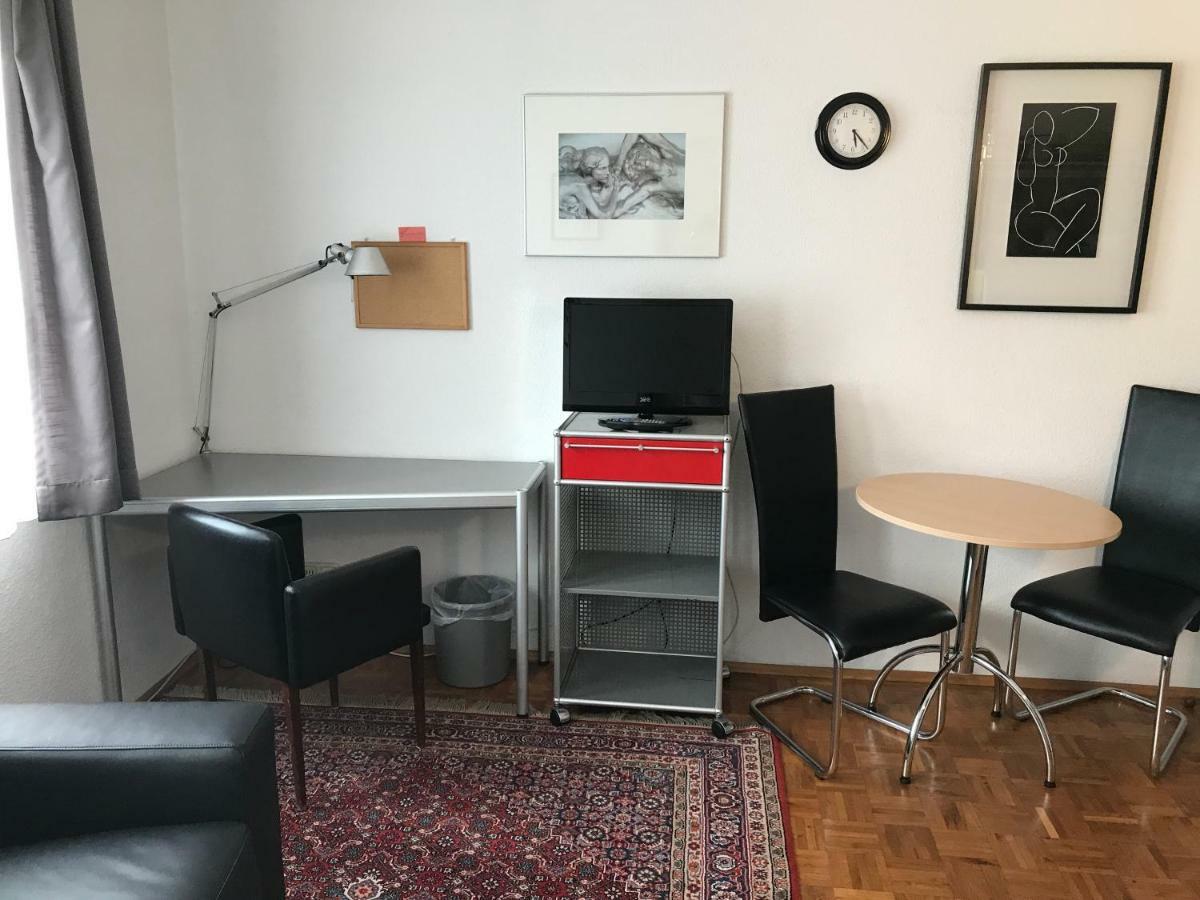 Apartmenthaus Zentrum Komfort Apartments Mit Minikuchen Verschiedener Grossen 卡塞尔 外观 照片